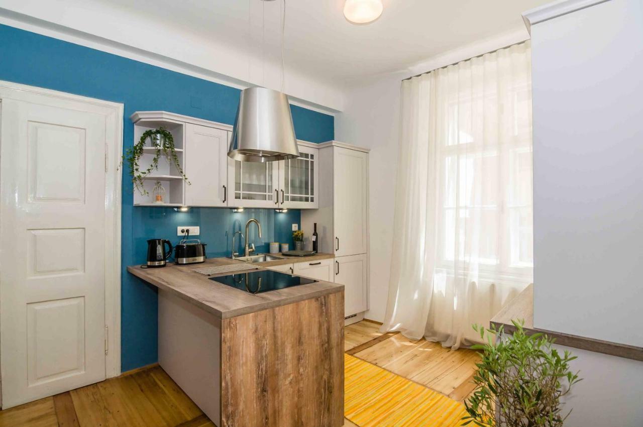 Elegant Central Apartment Liubliana Exterior foto